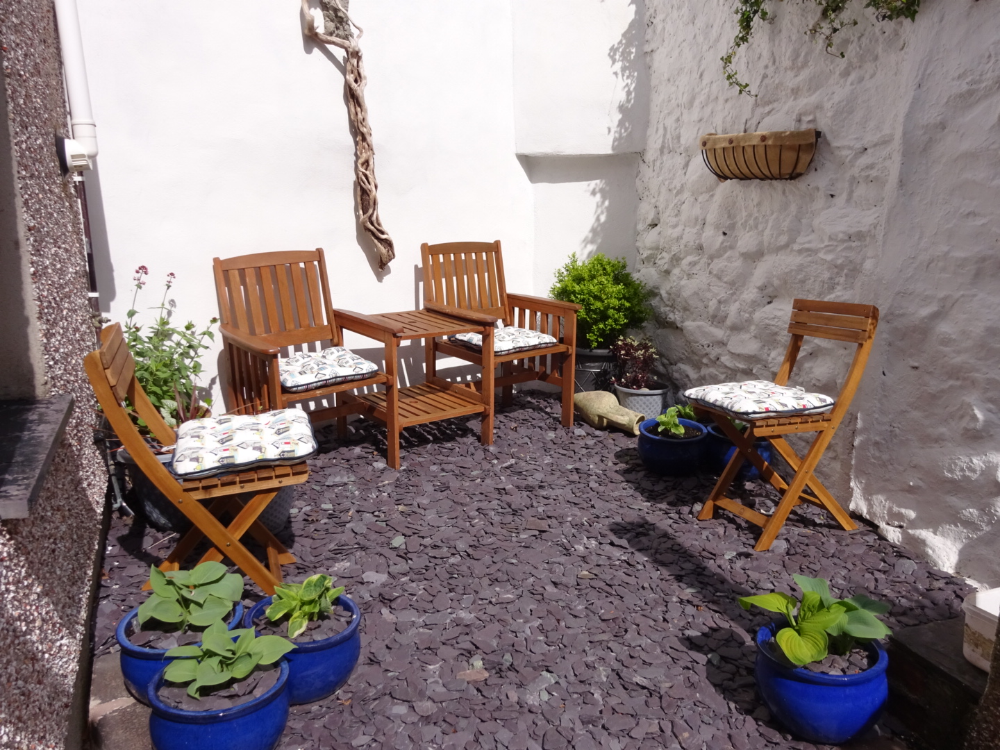 Patio at Ty Newydd Holiday Cottage